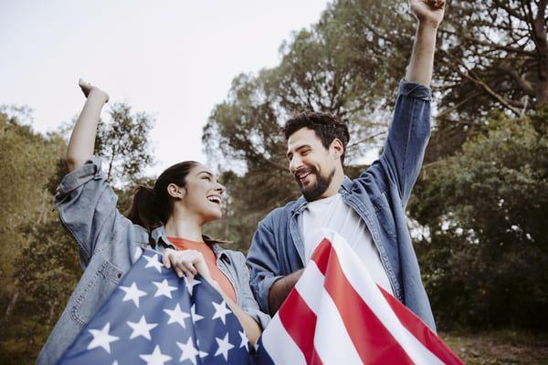 Bảo Lãnh Vợ Chồng Không Có Con Chung Có Ảnh Hưởng Hồ Sơ Không? — First Consulting Group